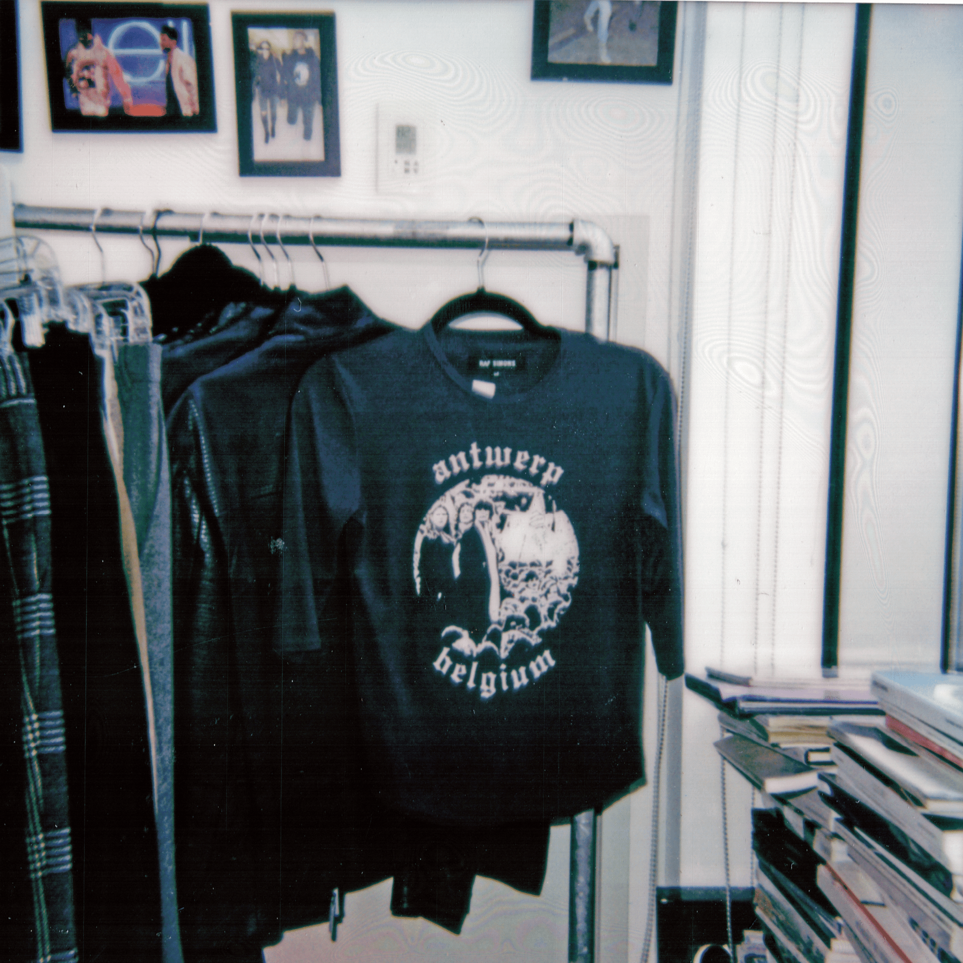 Raf Simons Autumn / Winter 2001 “Antwerp” Black T-Shirt – david